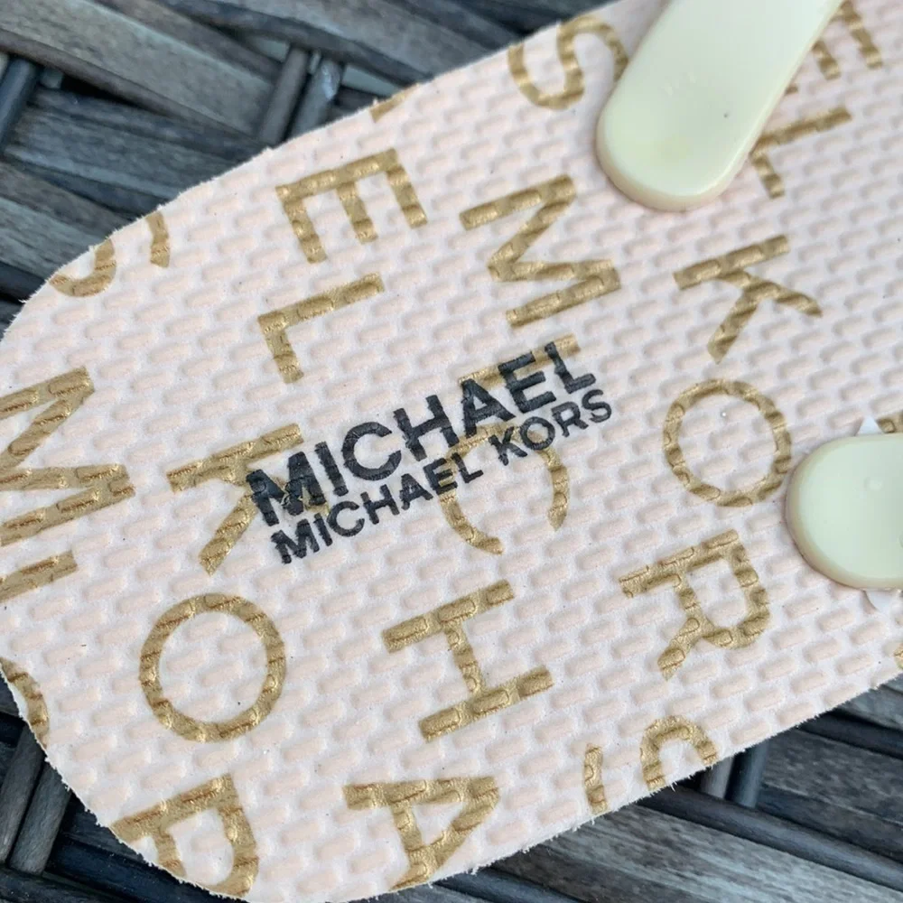 Michael MICHAEL KORS Girls Flavia Flip Flops - Vanilla/Rose Gold